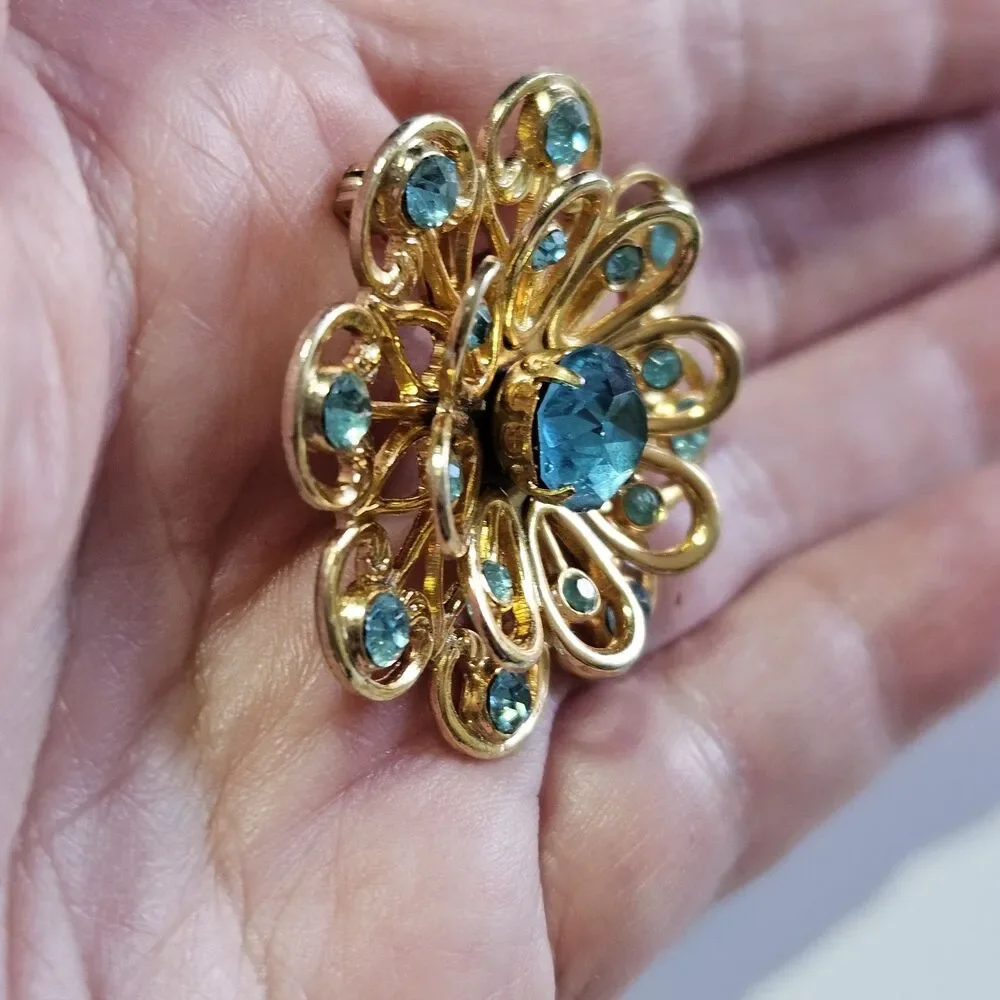 Vintage Coro Brooch Flower Blue Rhinestones Gold Tone Signed Pin